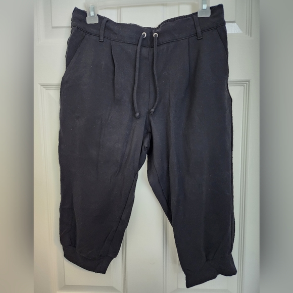 Jacqueline de Yong Black Capri Joggers large - Picture 4 of 9